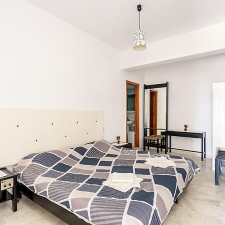 Angela Apartments New Listing Марати Екстериор снимка