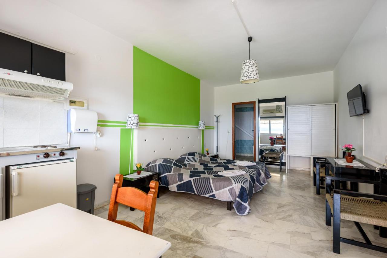 Angela Apartments New Listing Марати Екстериор снимка