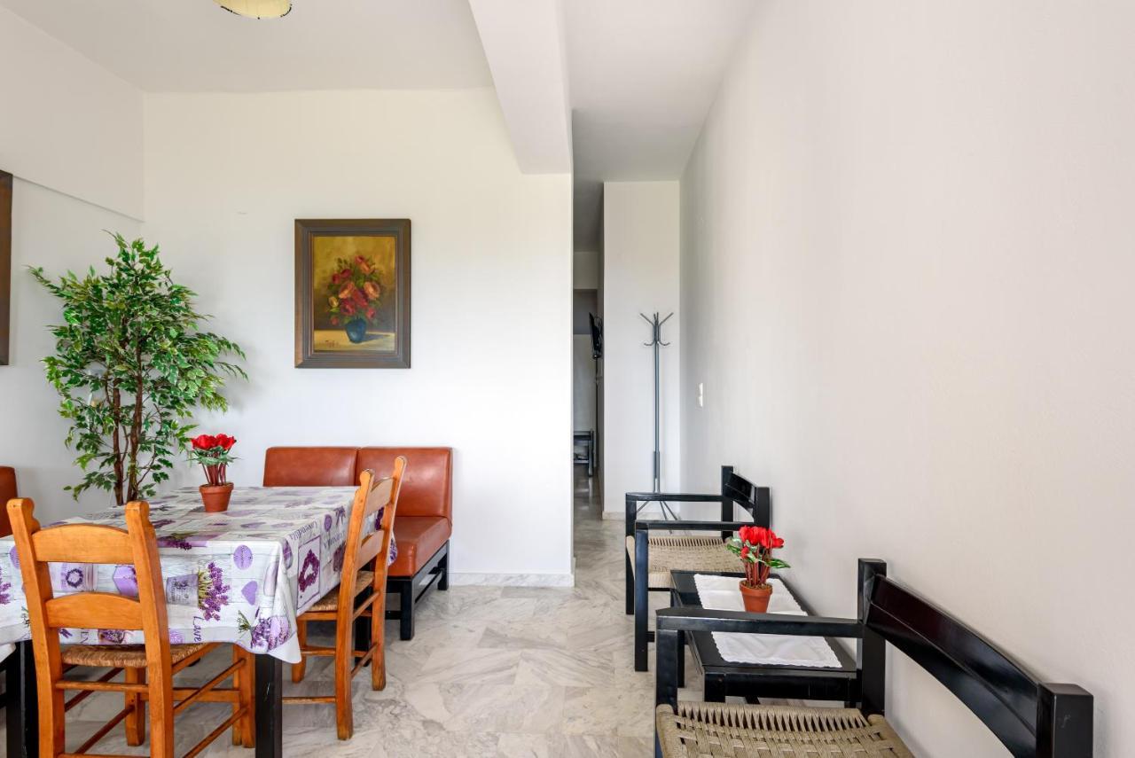 Angela Apartments New Listing Марати Екстериор снимка